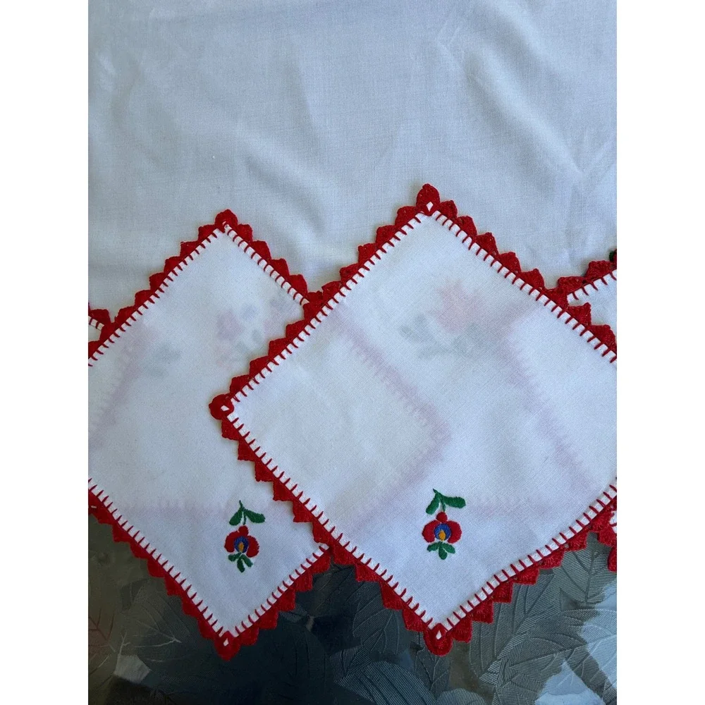 Vintage Hungarian Kalocsa Embroidered Tablecloth and Napkin Set White Floral Red